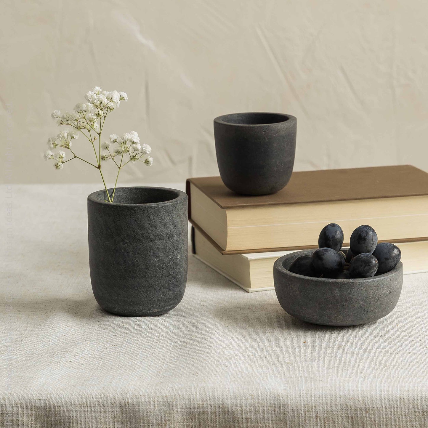Hasten™ stone pot (3 dia x 2 in)